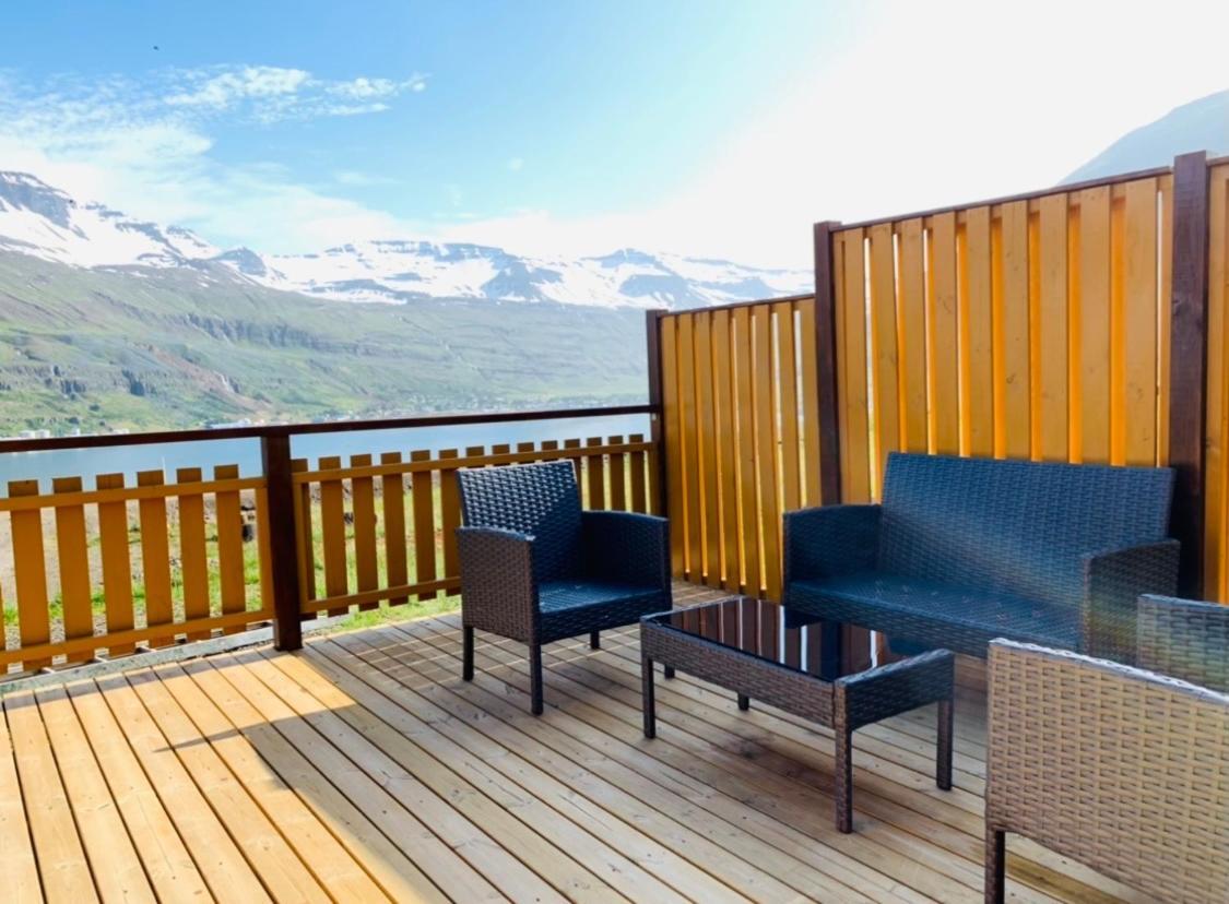 Langahlid Cottages & Hot Tubs Seyðisfjörður Bagian luar foto