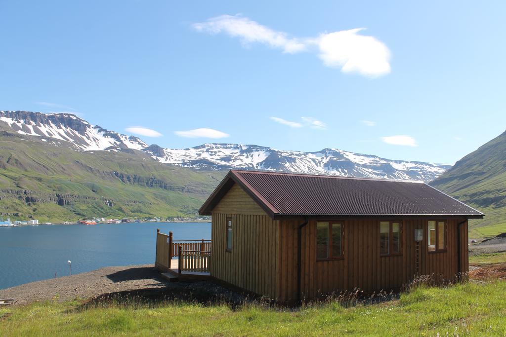 Langahlid Cottages & Hot Tubs Seyðisfjörður Bagian luar foto