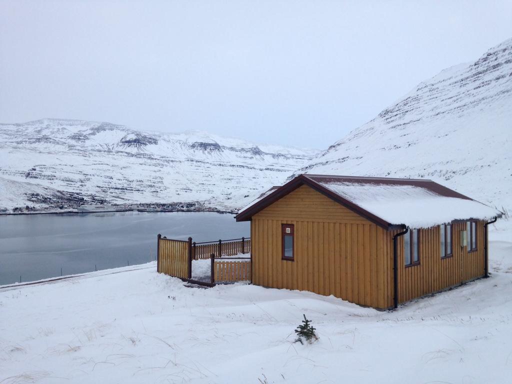 Langahlid Cottages & Hot Tubs Seyðisfjörður Bagian luar foto